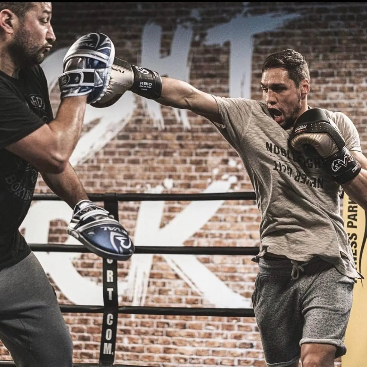 Rival RB10 Intelli-Shock Bag Gloves The Champ Gear