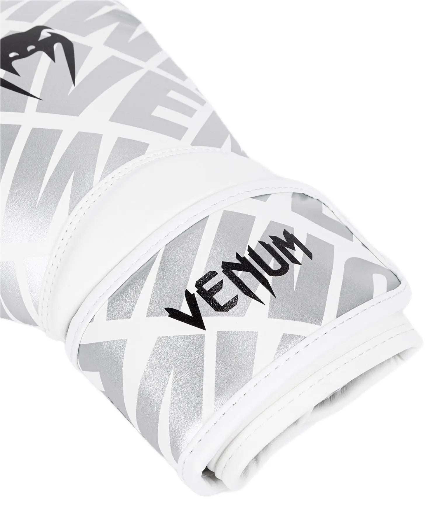 Venum Contender Boxing Gloves The Champ Gear